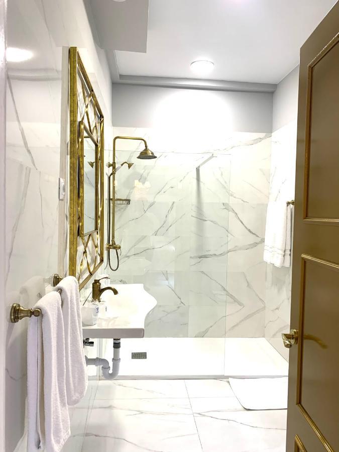 Hostal Boutique Puerta Del Sol Torrelavega Luaran gambar