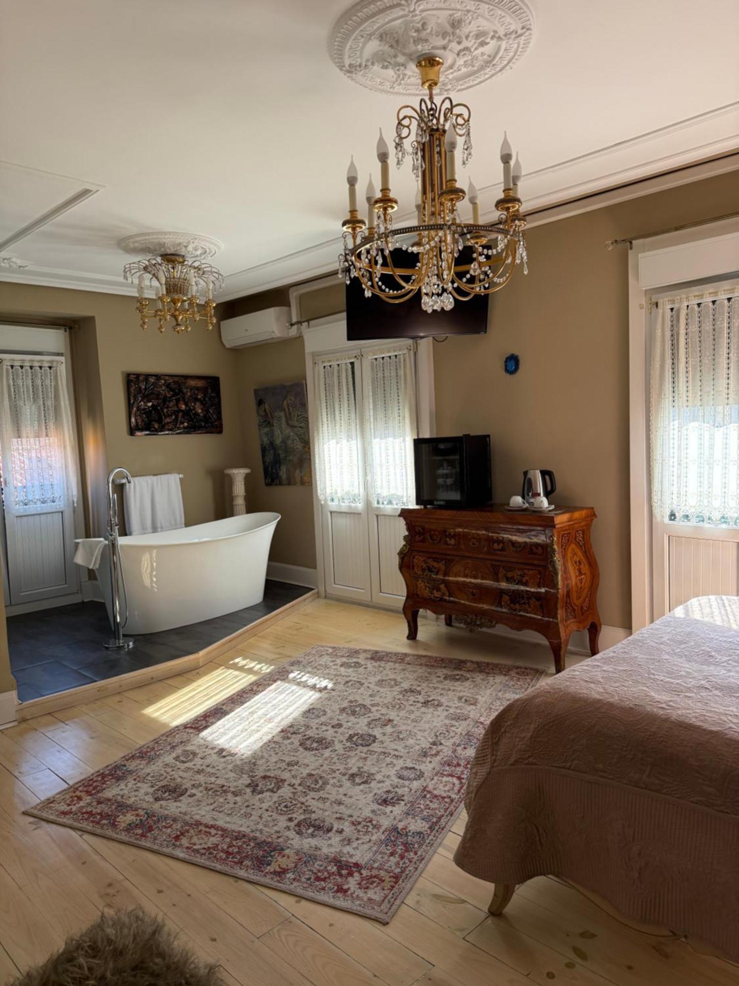 Hostal Boutique Puerta Del Sol Torrelavega Luaran gambar