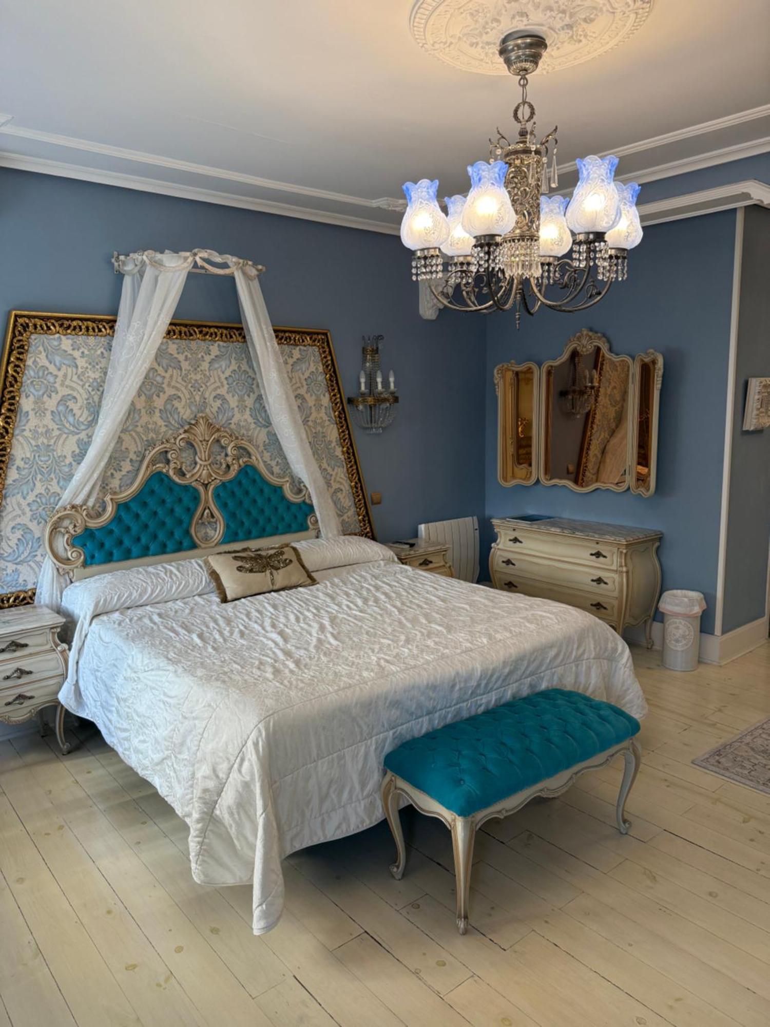 Hostal Boutique Puerta Del Sol Torrelavega Luaran gambar