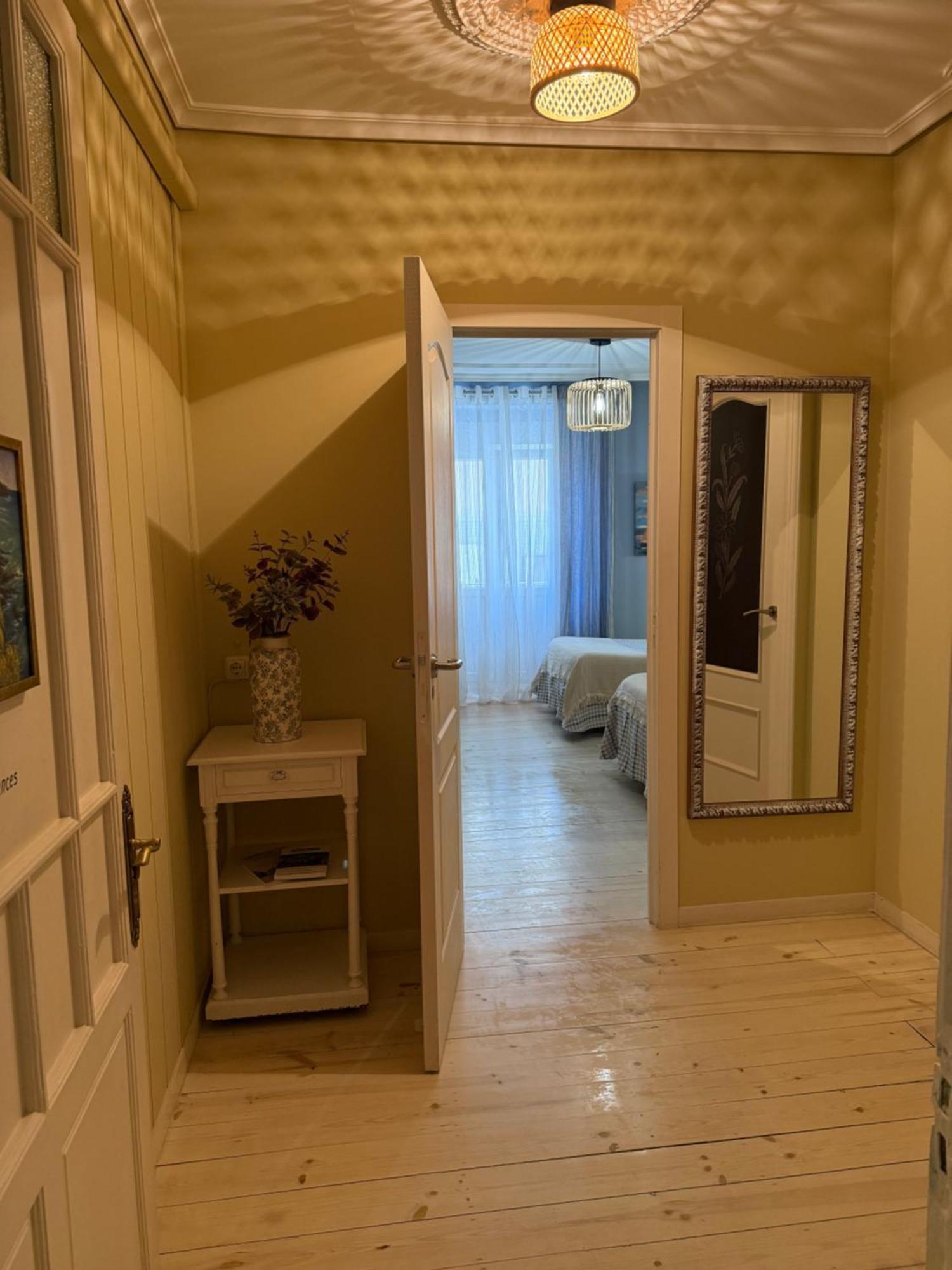 Hostal Boutique Puerta Del Sol Torrelavega Luaran gambar
