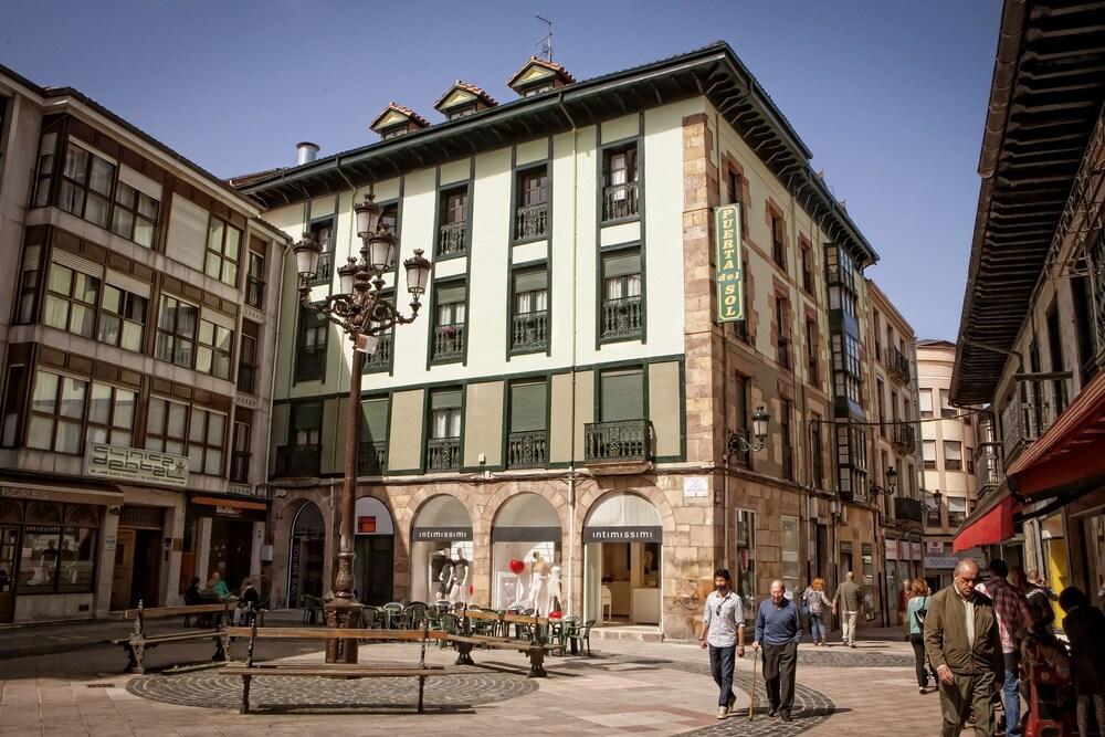 Hostal Boutique Puerta Del Sol Torrelavega Luaran gambar